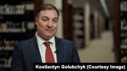 Доктор Шон Макфейт – експерт із зовнішньої політики, старший науковий співробітник Атлантичної ради та професор стратегії в Університеті національної оборони та Джорджтаунському університеті