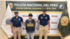 Efectivos de la Interpol Lima detuvieron a Eddie Manuel Núñez Santos, requerido por las autoridades de Nueva York por amenazas a la comunicación interestatal, tentativa de explotación sexual de menores, entre otros delitos. [Foto: Twitter Policía de Perú]