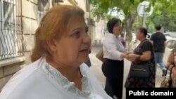 Təhsil Nazirliyinin binası qarşısında etiraz (Mənbə: Sosial media )