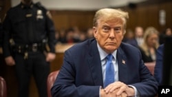 Ish Presidenti Donald Trump në Gjykatën e Manhatanit në Nju Jork, 26 prill, 2024 .
