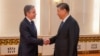 El secretario de Estado de Estados Unidos, Antony Blinken, se reúne con el presidente chino Xi Jinping en el Gran Salón del Pueblo, en Beijing, China, el 26 de abril de 2024. Mark Schiefelbein/Pool vía REUTERS IMÁGENES TPX DEL DÍA