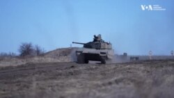 «Робити ворогові гаряче»: позивний “Кіпіш” повернувся з Польщі, аби на шведському БТР CV90 захищати Батьківщину. Відео