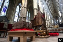 Batu Takdir terlihat saat upacara penyambutan menjelang penobatan Raja Inggris Charles III, di Westminster Abbey, London, Sabtu, 29 April 2023. (Foto: Susannah Ireland via AP)