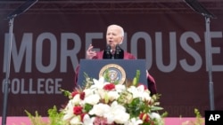 Presidenti Joe Biden mban fjalim në ceremoninë e diplomimit në Kolegjin Morehouse, 19 maj, 2024, Atlanta, Xhorxhia.