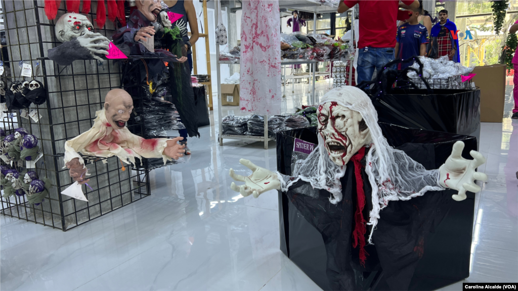 Halloween no es una tradición típica en Venezuela, pero desde hace varios años muchos venezolanos la han adoptado como suya: se ha convertido en una excusa más para reunirse con amigos y organizar fiestas y otros eventos.