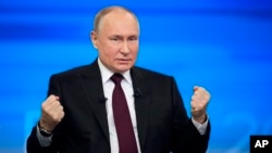 Rusiya prezident Vladimir Putin illik mətbuat konfrasında çıxış edir. 14 dekabr, 2023. Moskva, Rusiya.