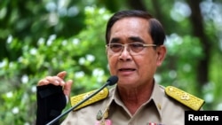ນາ​ຍົກ​ລັດ​ຖະ​ມົນ​ຕີ​ໄທ ທ່ານ​ປ​ຣະ​ຢຸດ ຈັນ​ໂອ​ຊາ ຖະ​ແຫຼງ​ຕໍ່​ສື່ມວນ​ຊ​ົນ ທີ່​ທຳ​ນຽບ​ລັດ​ຖະ​ບານ ຢູ່​ບາງກອກ ວັນ​ທີ 20 ມີ​ນາ 2023.