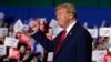 Ứng cử viên tổng thống của Đảng Cộng hòa, Donald Trump tại một cuộc vận động tranh cử ngày 2/3 ở Greensboro, North Carolina. Tòa án Tối cao đã khôi phục quyền bầu cử sơ bộ cho tổng thống năm 2024 của ông Trump sau khi ông bị loại khỏi phiếu bầu ở Colorado.