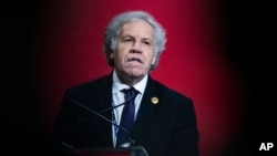 El secretario general de la Organización de Estados Americanos, Luis Almagro, habla en la apertura de la 52da Asamblea General de la OEA en Lima, Perú, el 5 de octubre de 2022. 