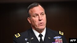 El Comandante de CENTCOM, Michael Kurilla, testifica ante el Comité de Servicios Armados del Senado, en Washington, DC, el 8 de febrero de 2022. En un comunicado el jueves 24 de agosto de 2022, Kurilla afirmó que "monitorean de cerca la situación" en Siria.