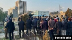 Güneyli fəallar mərhum Dr. Zehtabinin məzarı başında toplaşıb
