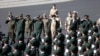 Líder supremo de Irán condena las protestas y culpa a EEUU