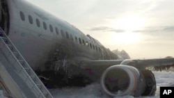 En los restos del avión se recuperaron 41 cadáveres, según el ministro ruso de Transportes, Yevgeny Dietrich. Seis personas que sobrevivieron fueron hospitalizadas.