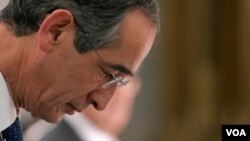 Un sondeo publicado por el diario Prensa Libre mostró un rechazo del 98% sobre 22.000 llamadas.