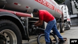 Un portavoz de Reliance dijo el miércoles que la empresa ha estado suministrando a Venezuela combustibles, incluido diesel, permitidos bajo las sanciones impuestas por Estados Unidos. AFP/Cristian Hernández.
