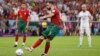 Portugal vence 2-0 a Uruguay con doblete de Bruno Fernandes y se suma a clasificados en octavos de final