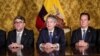 El presidente de Ecuador, Guillermo Lasso, habla en una sesión de la Asamblea Nacional en Quito en el inicio de un juicio político en su contra el 16 de marzo de 2023 en Quito.