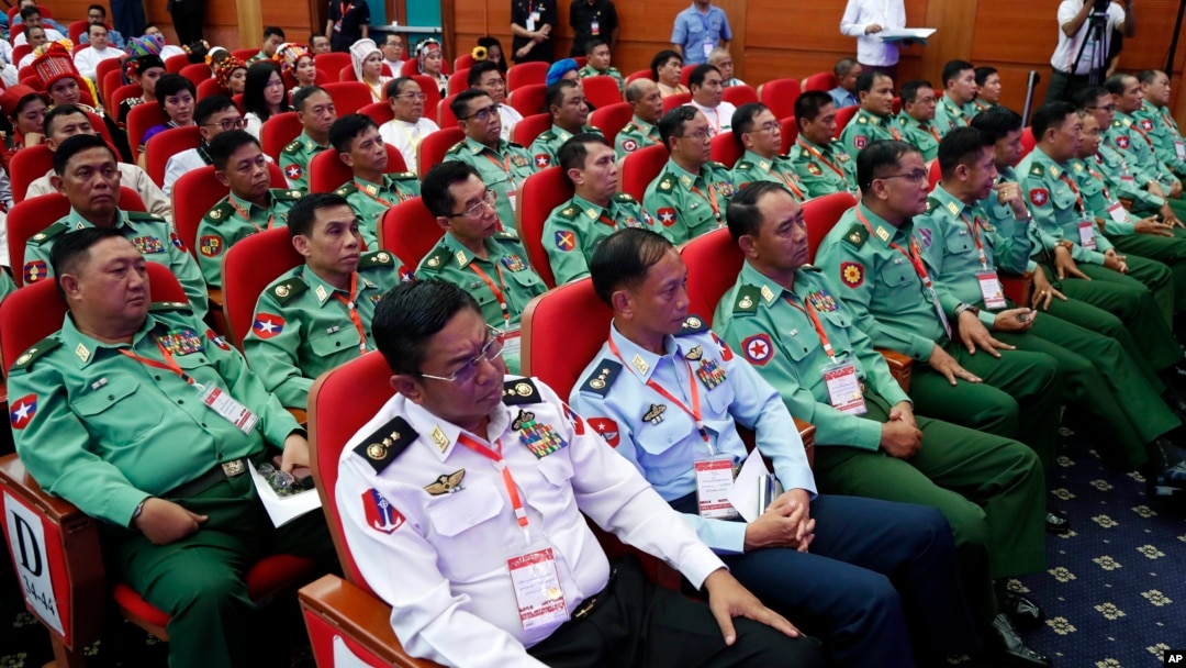 NCA လေးနှစ်ပြည့် အခမ်းအနားတွင် တွေ့ရသည့် တပ်မတော်အရာရှိကြီးများ။ (နေပြည်တော်၊ အောက်တိုဘာ ၂၈၊ ၂၀၁၉ )