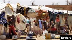 Unos 300.000 malienses ha tenido que huir a campamentos de refugiaods como países vecinos como burkina Faso.