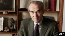 Robert Badinter, 27 shkurt, 2006, Paris, Francë.
