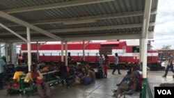 Caminhos de Ferro de Moçambique, um dia na estação de Moatize