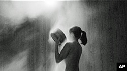 One of Mark Edward Harris' photographs from 'The Way of the Japanese Bath'