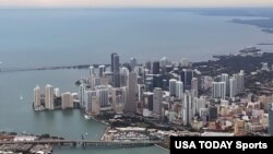 Gran parte de esa riqueza supuestamente ilegal sacada de Venezuela ha ido a parar al floreciente mercado de las viviendas de lujo en Miami. 