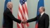 Архів. Зустріч Джо Байдена та Володимира Путіна у березні 2011 року
