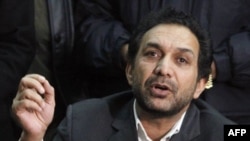 سخنگوی ریاست اجرائیه گفته است که عبدالله عبدالله پیش از اعلام فیصلۀ برکناری مسعود، اصلاً در این مورد آگاهی نداشت