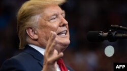 El apoyo a una investigación de juicio político ha aumentado en más de dos docenas de demócratas desde que el exfiscal especial Robert Mueller testificó el 24 de julio sobre su investigación a Donald Trump.