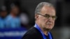 Marcelo Bielsa presentó la lista de 16 jugadores convocados para el amistoso contra México el 5 de junio en Estados Unidos.