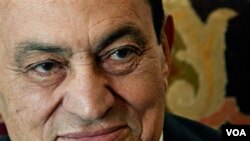 De ser hallado culpable, el ex gobernante egipcio encara la pena capital.