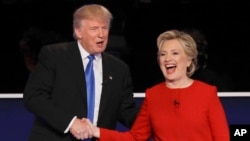 Según analistas Donald Trump interrumpió más veces a Hillary Clinton y al moderador del debate.