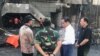  Familia de atacantes suicidas deja 13 muertos en Indonesia