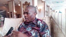 Abel Chivukuvuku