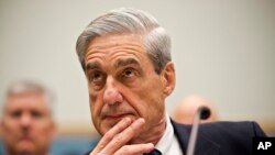 Rosenstein ha sido muy criticado por los seguidores de Trump por nombrar al Asesor Especial Robert Mueller en mayo de 2017