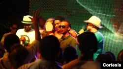 El narcotraficante colombiano Camilo Torres Martínez, conocido como ‘Fritanga’ tenía estrechos vínculos con personalidades del espectáculo en Colombia y gastó millones de dólares para celebrar su matrimonio por más de una semana. [Foto: Policía Colombia]