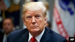 El presidente Donald Trump ha desclasificado documentos relacionados a la investigación del FBI sobre la injerencia rusa en las elecciones de 2016.