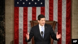 El representante por Wisconsin Paul Ryan asumió la prersidencia de la Cámara de Representantes de EE.UU. el jueves, 29 de octubre de 2015.
