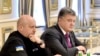 Ucrania en alerta de combate en frontera con Rusia