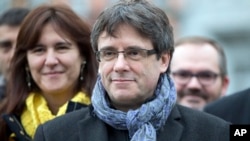 El expresidente de Cataluña llegó a Dinamarca, donde tenía previsto participar de un debate en la Universidad de Copenhague