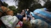 Sin trabajo y a causa del cierre económico relacionado con COVID-19, cientos de migrantes venezolanos han decidido regresar a su país.