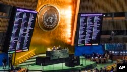 Vista general del estado de la votación sobre el conflicto entre Israel y Gaza en la Asamblea General de la ONU, el 27 de octubre de 2023 en la sede de las Naciones Unidas.
