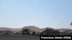 Extracção de carvão em Moatize, Tete, Moçambique