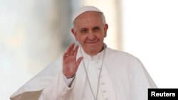 El Papa saludó a la Asociación Meter, organización religiosa que lucha contra todo tipo de abusos, incluido el sexual, cometido contra menores.