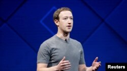 Mark Zucker, CEO de Facebook, habla en la Conferencia anual de desarrolladores de Facebook en San José, California, el año pasado.
