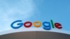 ARCHIVO - El logotipo de Google se ve en la casa de Google en CES 2024, una feria comercial anual de electrónica de consumo, en Las Vegas, Nevada, EEUU, el 10 de enero de 2024.