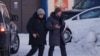 Nëna e Alexei Navalnit arrin në departamentin rajonal të Komisionit Hetues rus në Salekhard