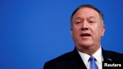 El secretario de Estado de Estados Unidos, Mike Pompeo, acompaña al presidente Donald Trump en cumbre de la Organización del Tratado del Atlántico Norte (OTAN) en Londres.
