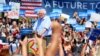 Bernie Sanders visita frontera con México
